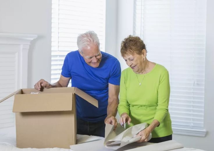 Downsizing and Moving West Vancouver family